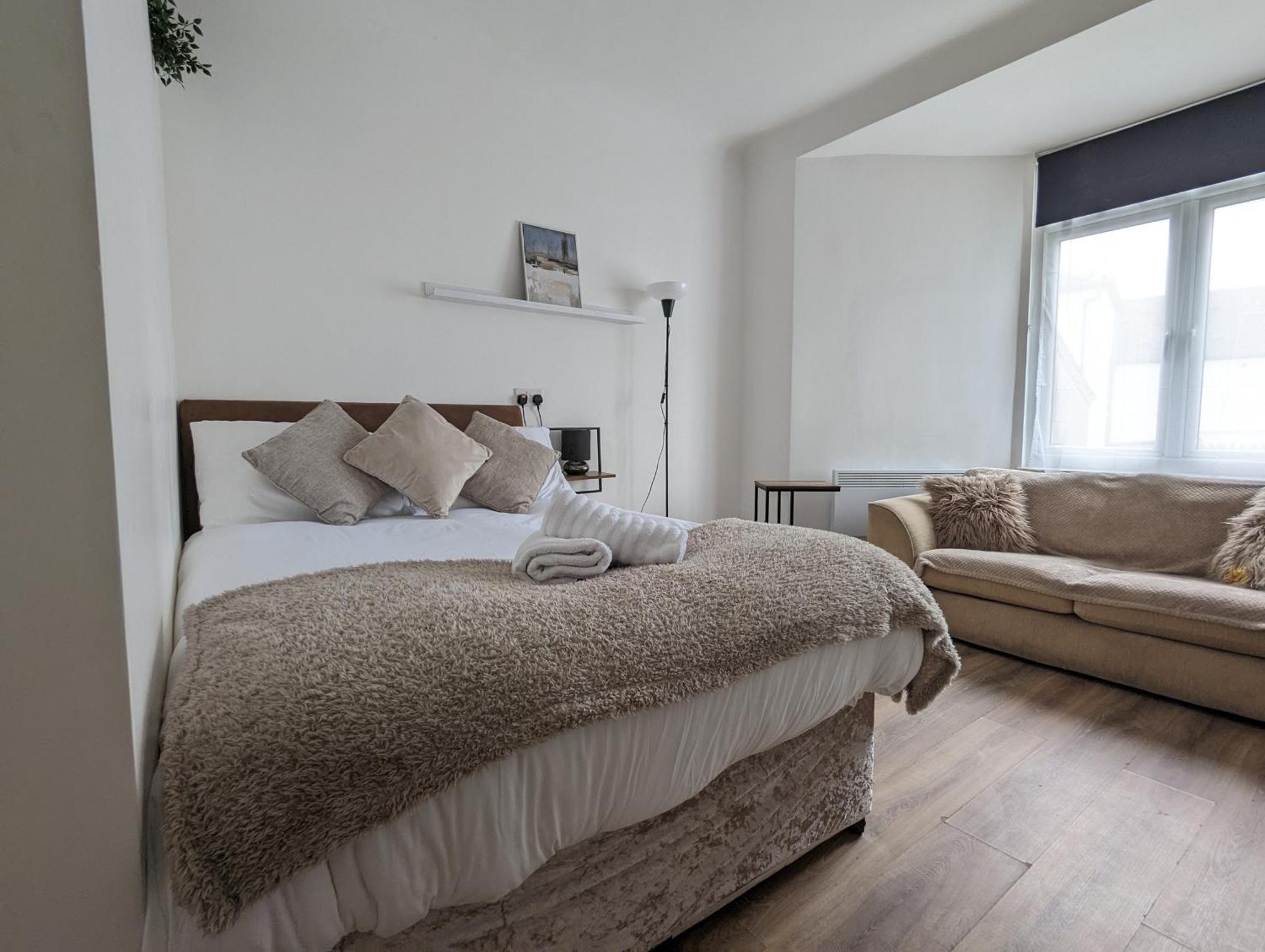 Serene 1 Bedroom Flat In Roath Cardiff Buitenkant foto