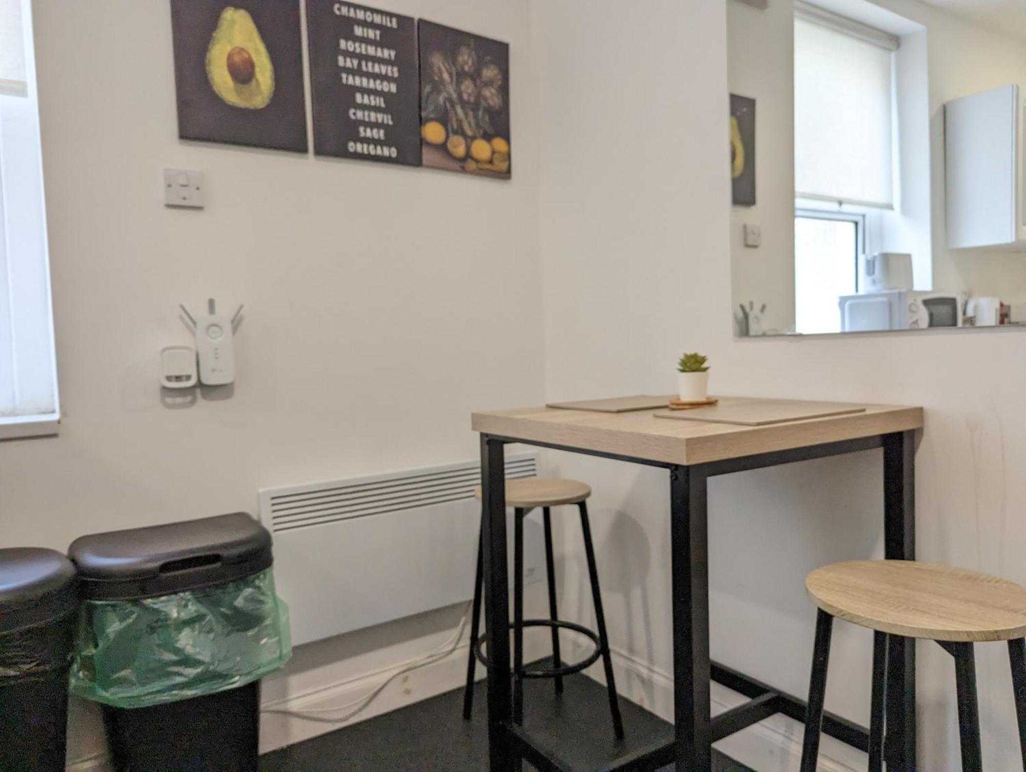 Serene 1 Bedroom Flat In Roath Cardiff Buitenkant foto